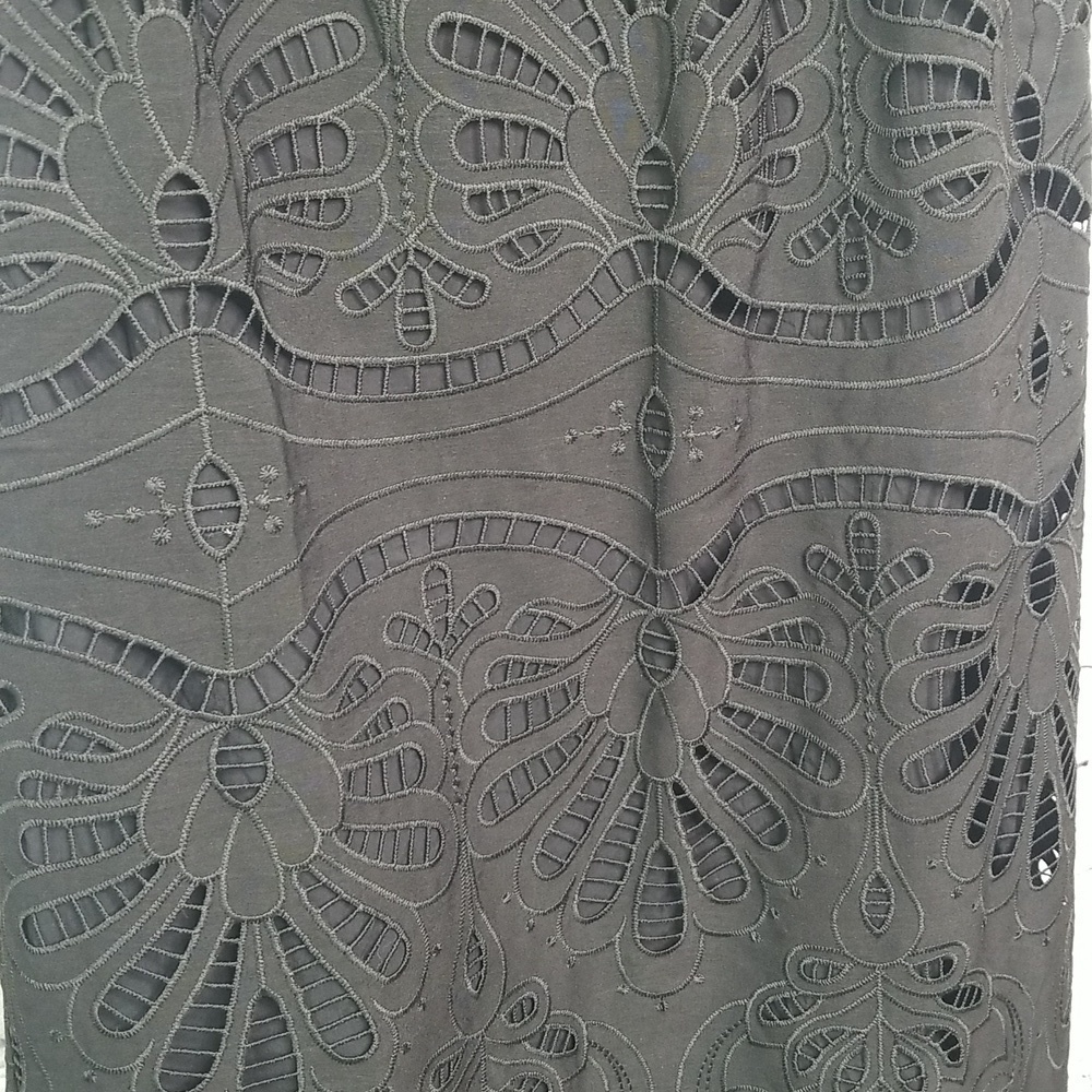 MANGO MNG Black Eyelet Sleeveless Dress Size 4 - Picture 3 of 7